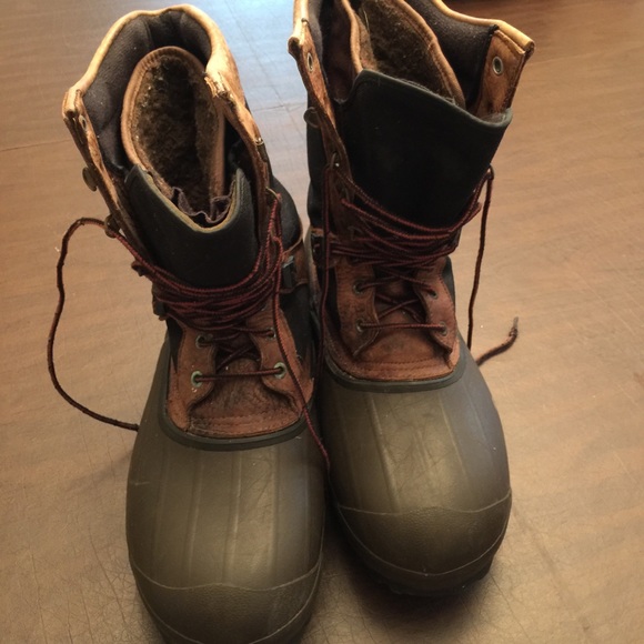 red ball insulated boots